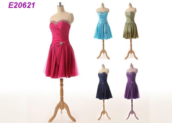Vestidos de cóctel púrpuras de la gasa para las bodas, vestido de cóctel de la longitud de la rodilla de las señoras