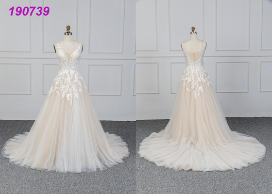 Vestidos de bola blancos de las novias bastante prácticas, primavera y verano del vestido de boda del vestido de bola del cordón